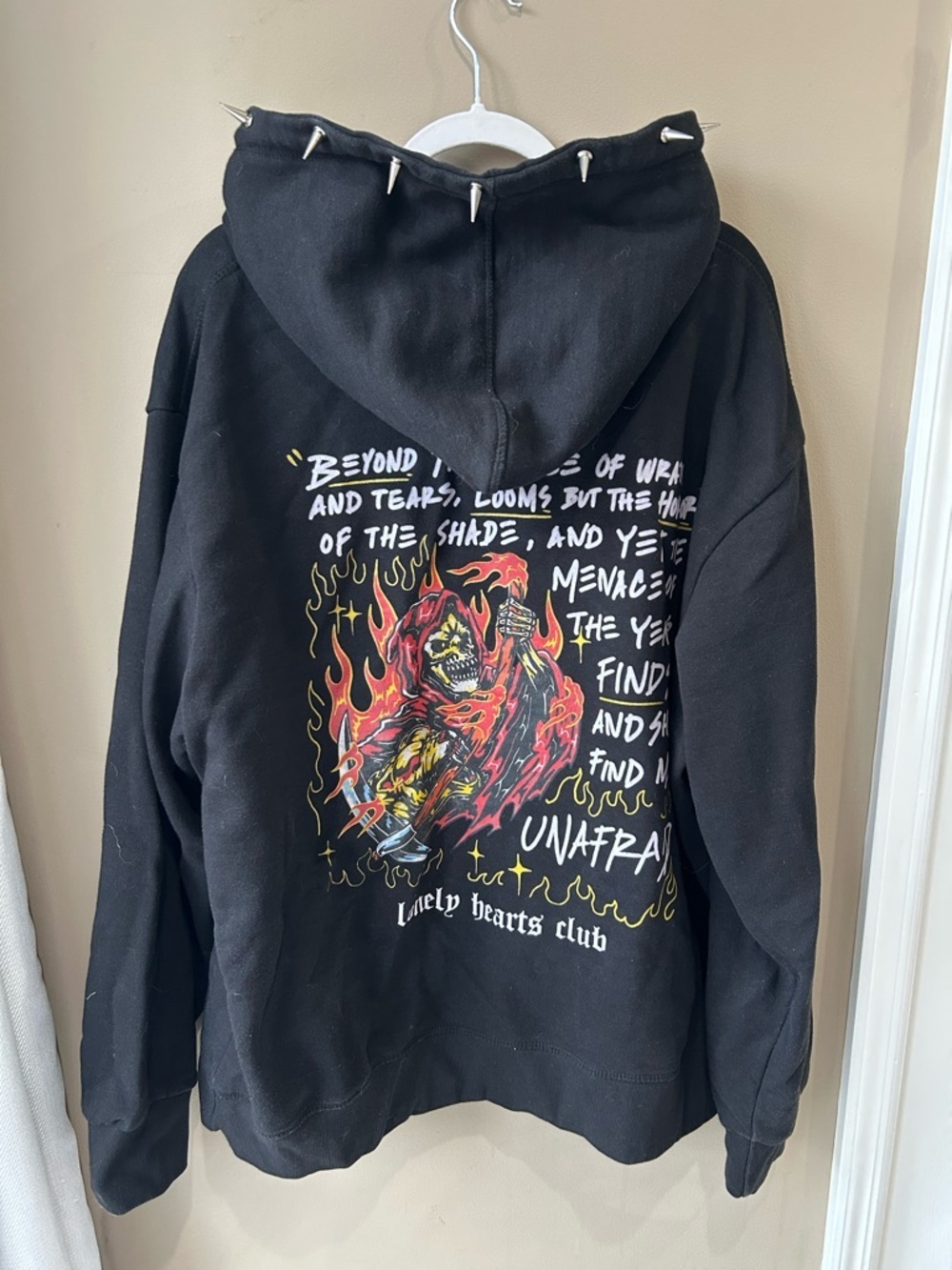 No Excuses Hoodie - Picture 3 of 3